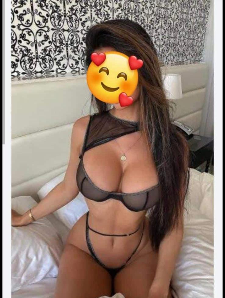 תל אביב-אישה מחשמלת